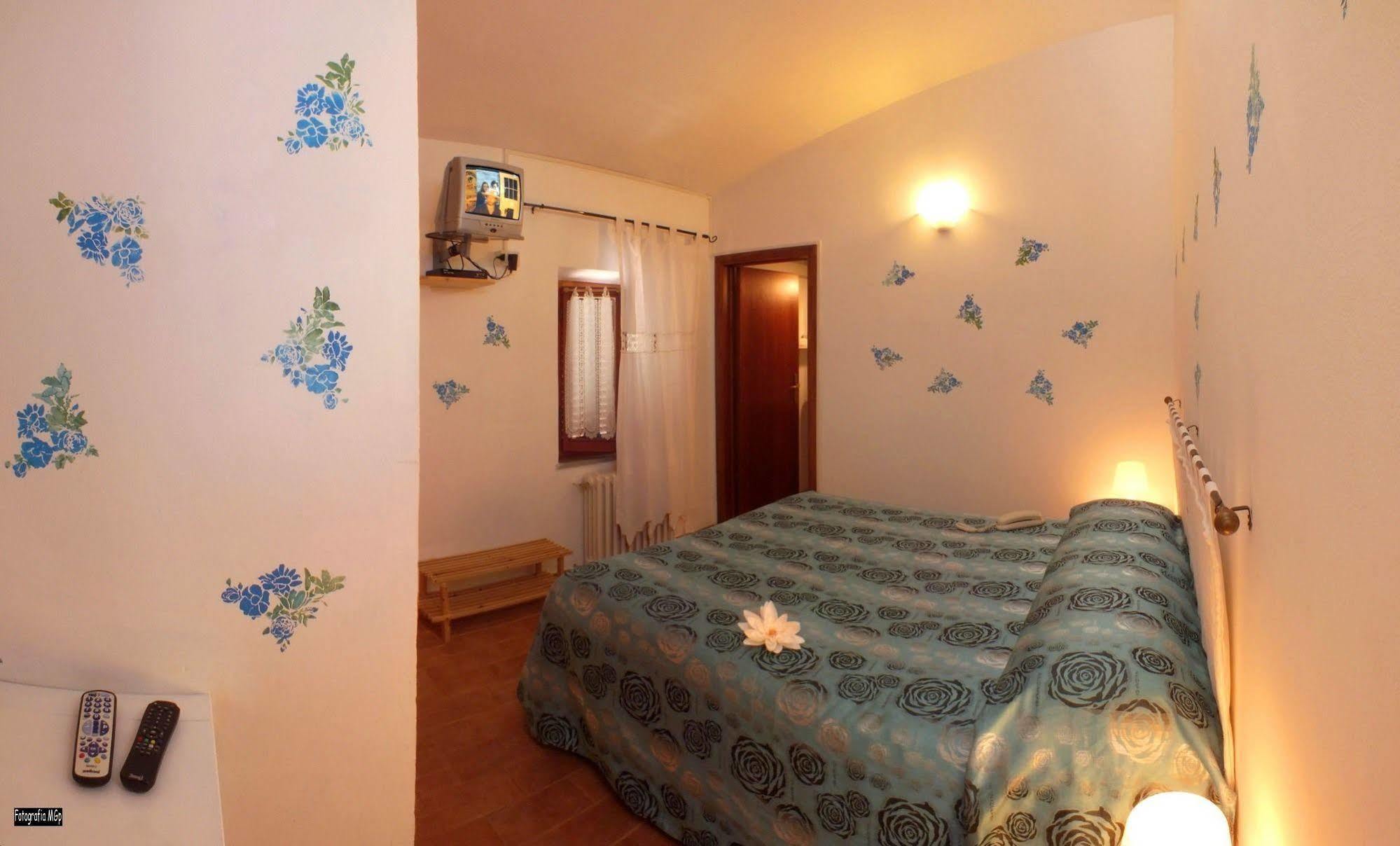 Albergo Ristorante Da Vestro مونتيسيانو المظهر الخارجي الصورة